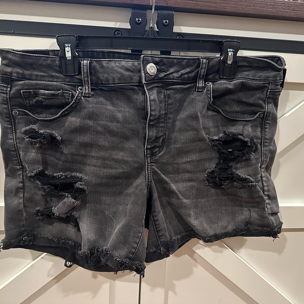American Eagle shorts size 16
